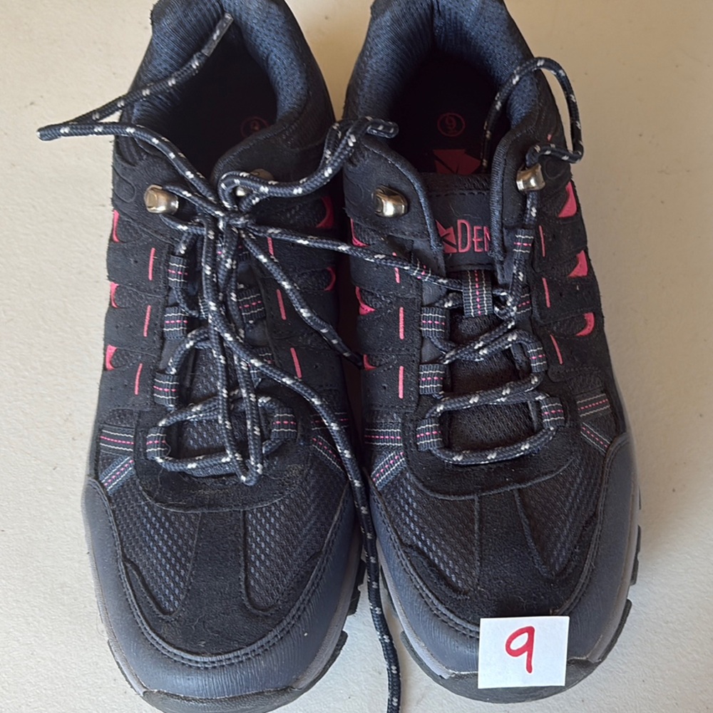 Women's Black and Pink Athletic Shoes